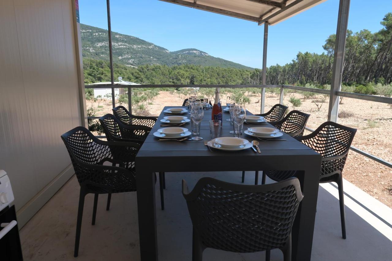 Robinson Olive Tree Huts Villa Cara Exterior photo